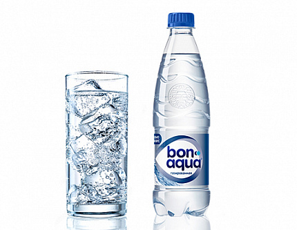 Вода питьевая "Bonaqua" среднегазир., 0,5 л., пласт. бутылка